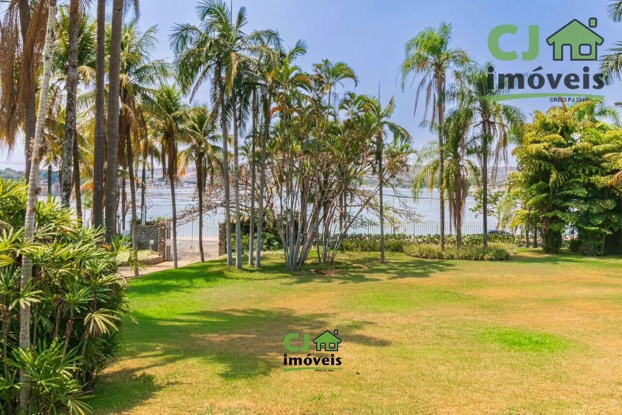 b2bf19f8fccee094ba243c52