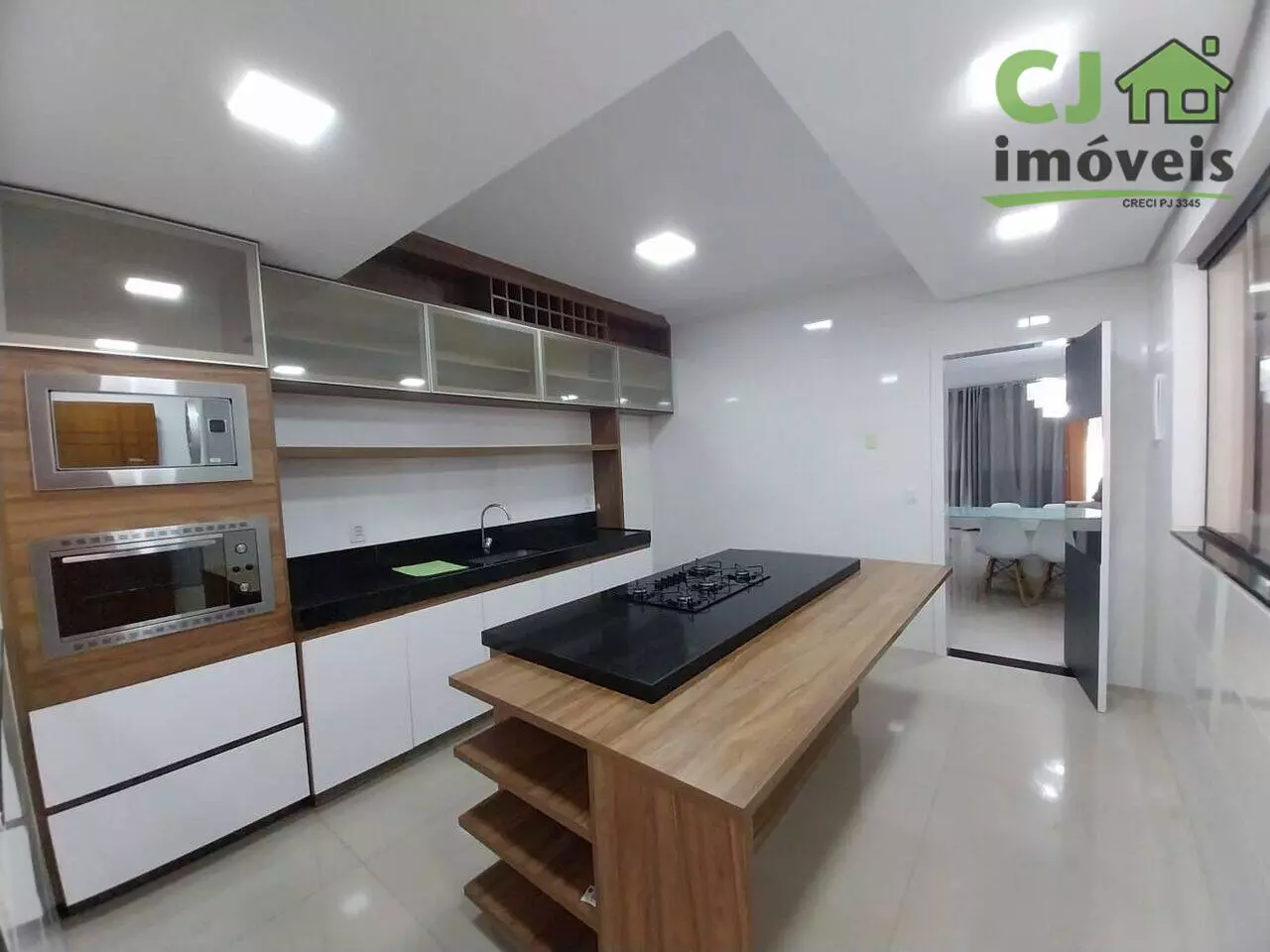 7d8586096f122f8de7c8a24d