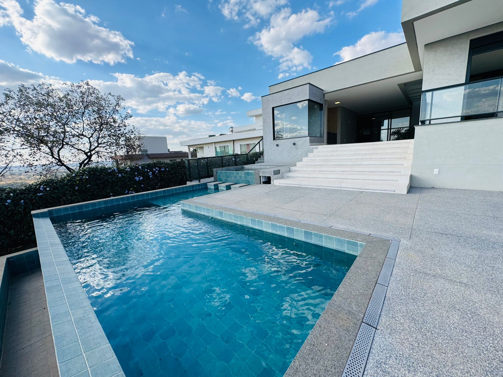 WhatsApp Image 2025-11-14 at 18.29.33 (2)