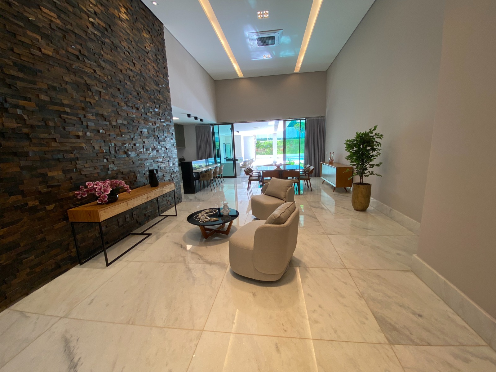 WhatsApp Image 2025-11-20 at 11.08.54 (3)