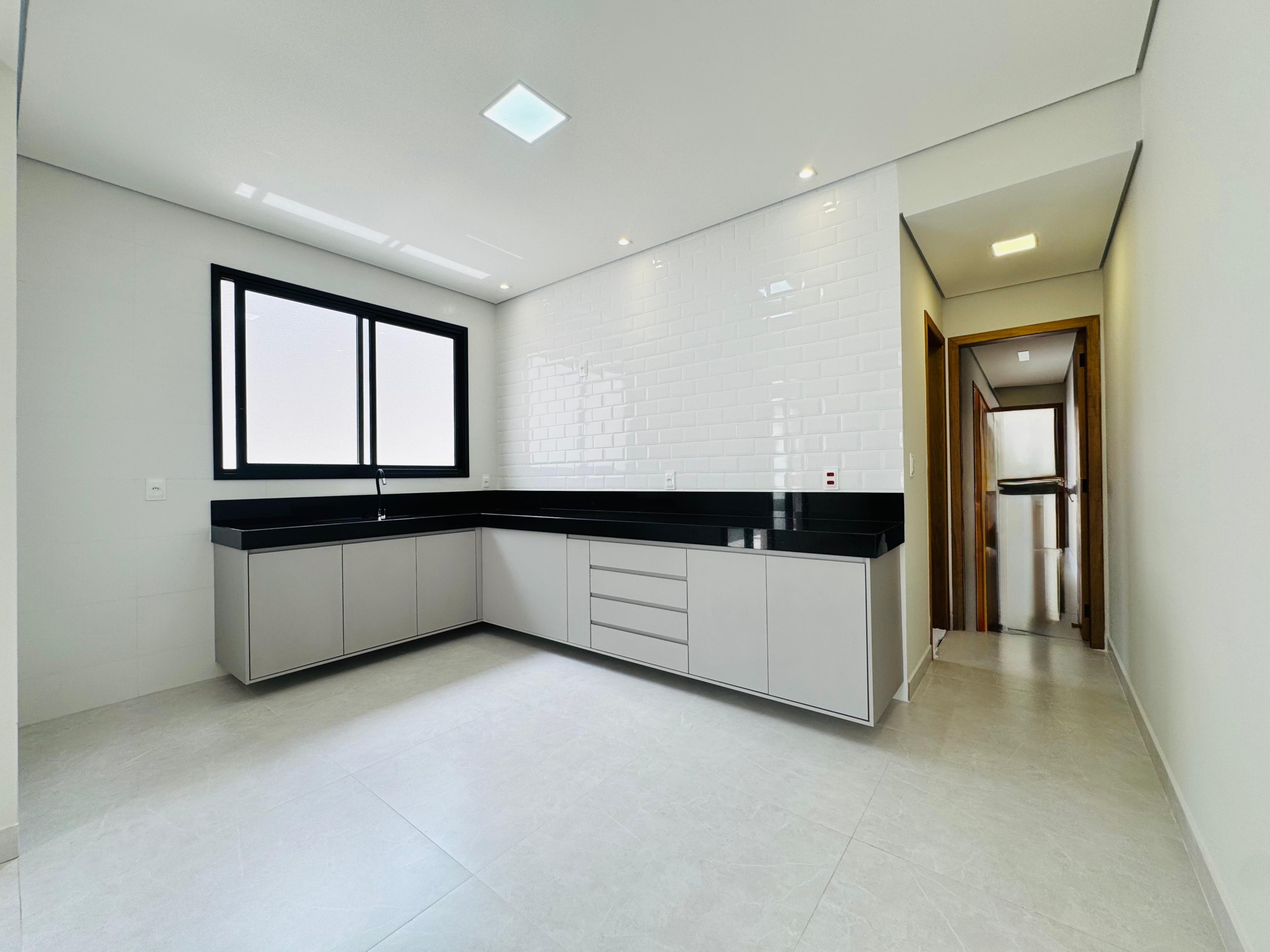 WhatsApp Image 2025-11-20 at 11.30.57 (3)