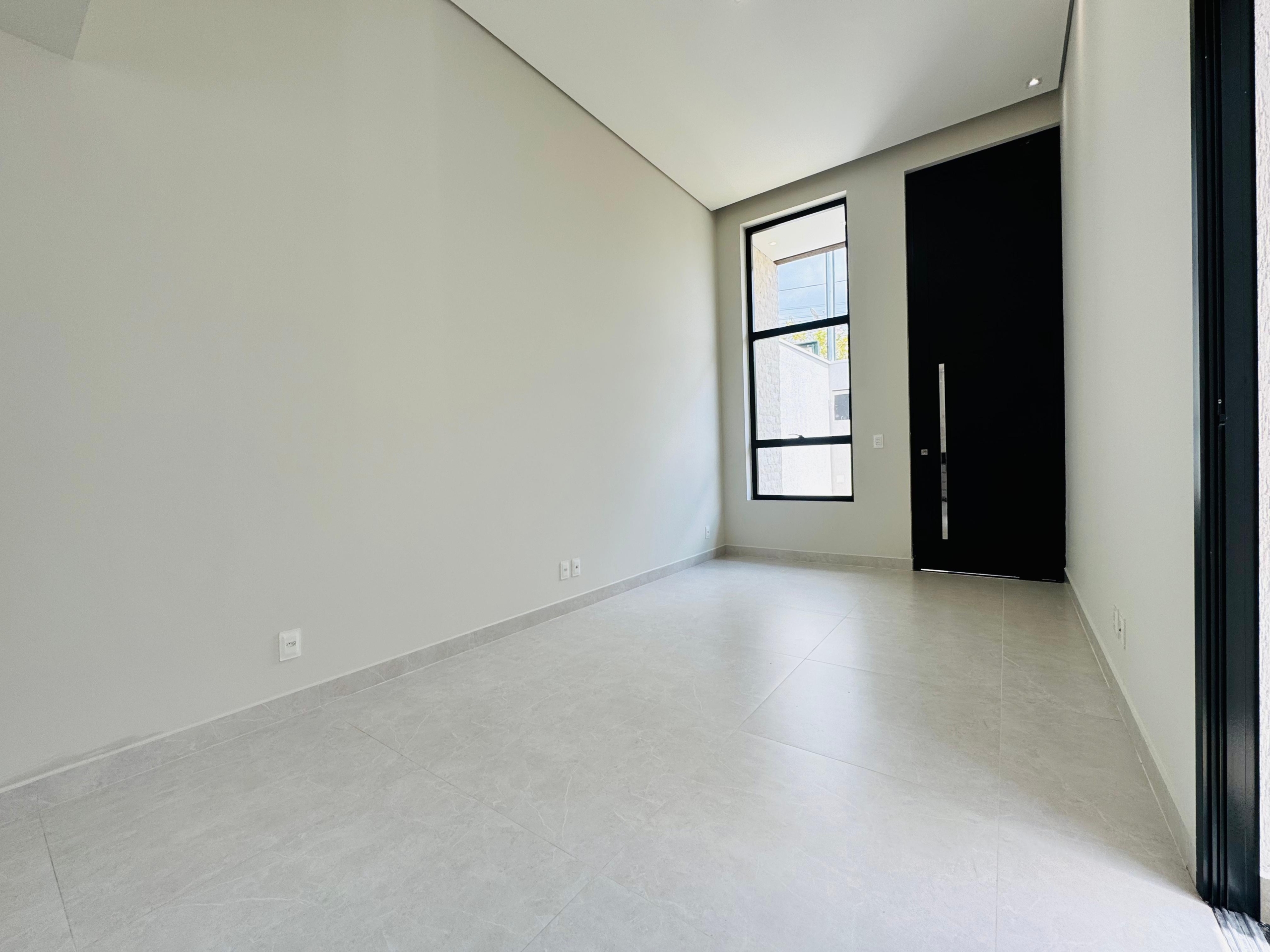 WhatsApp Image 2025-11-20 at 11.30.58 (1)