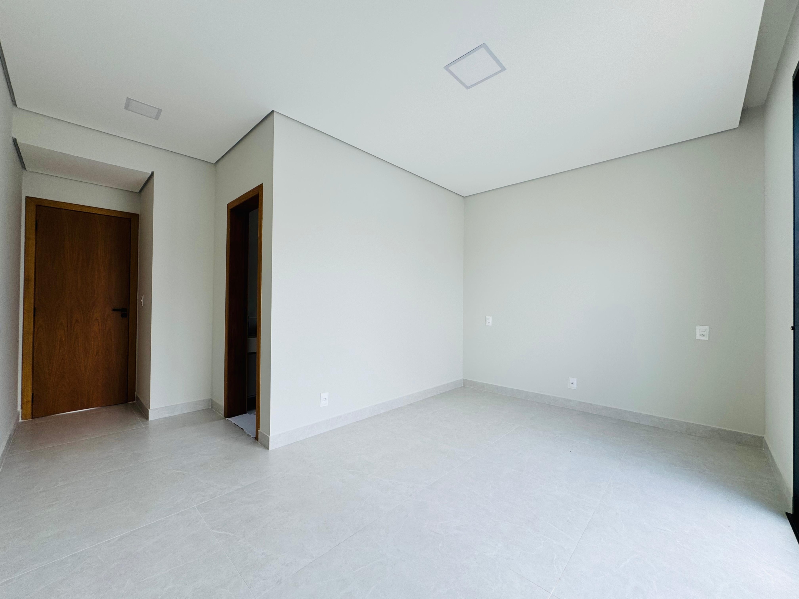 WhatsApp Image 2025-11-20 at 11.30.58 (3)