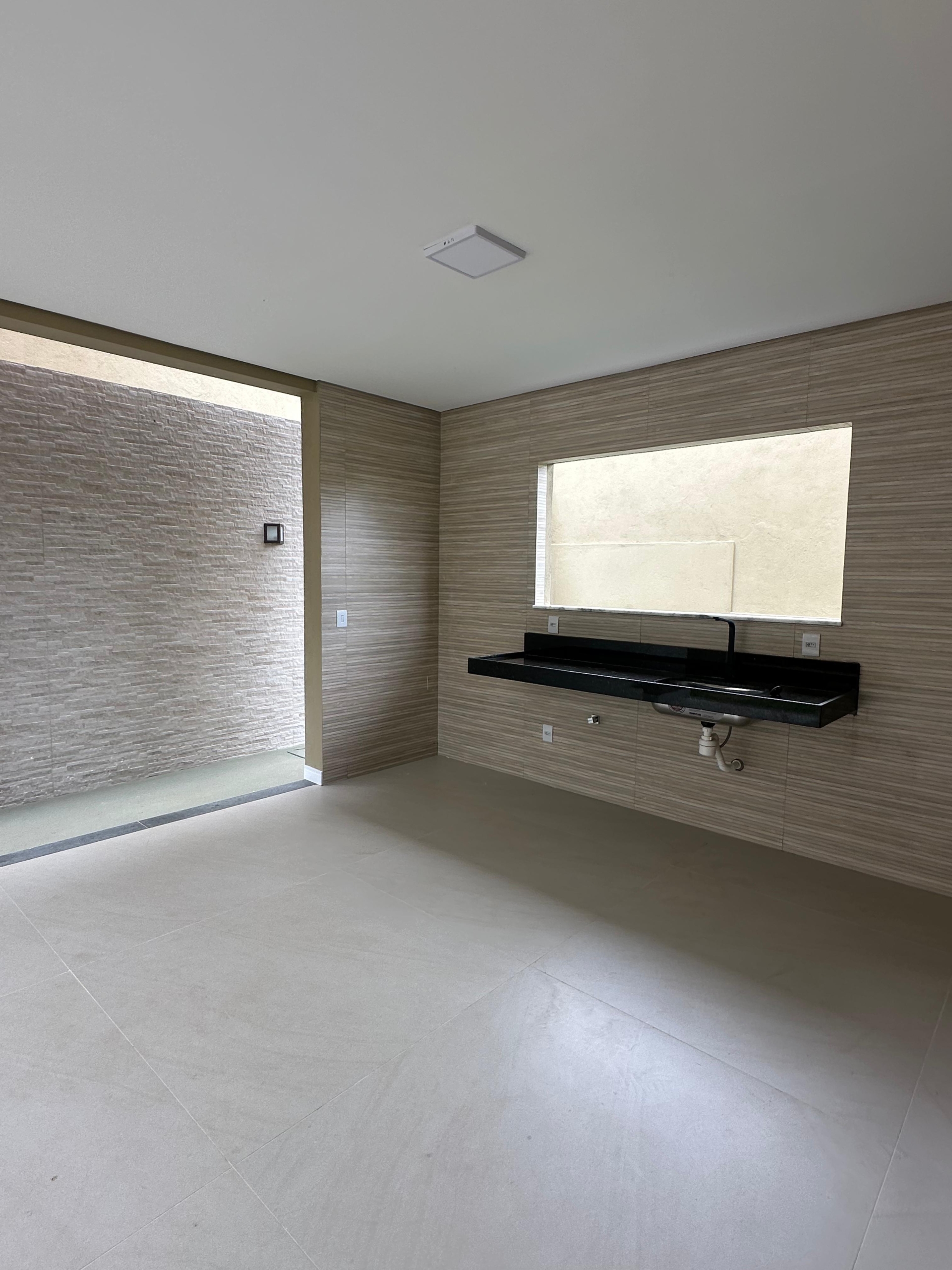 WhatsApp Image 2025-11-26 at 15.01.32 (2)