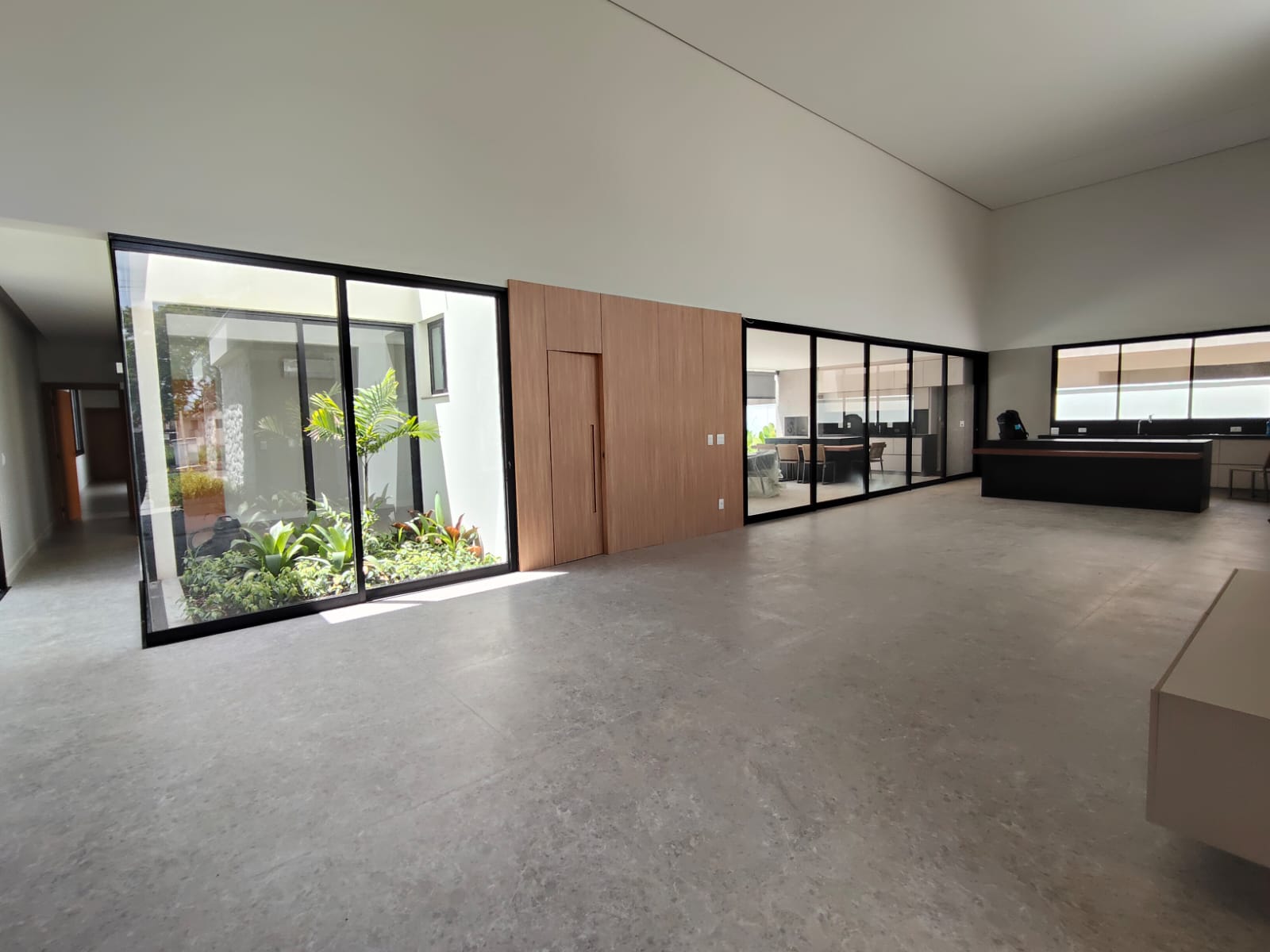 WhatsApp Image 2025-11-26 at 18.17.06