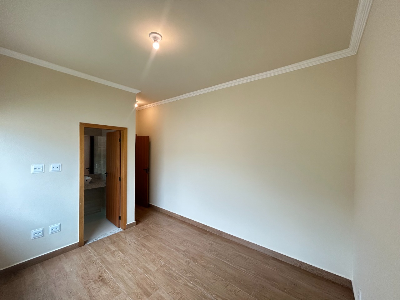 i4MERN6k5_293668fbbec64f86b