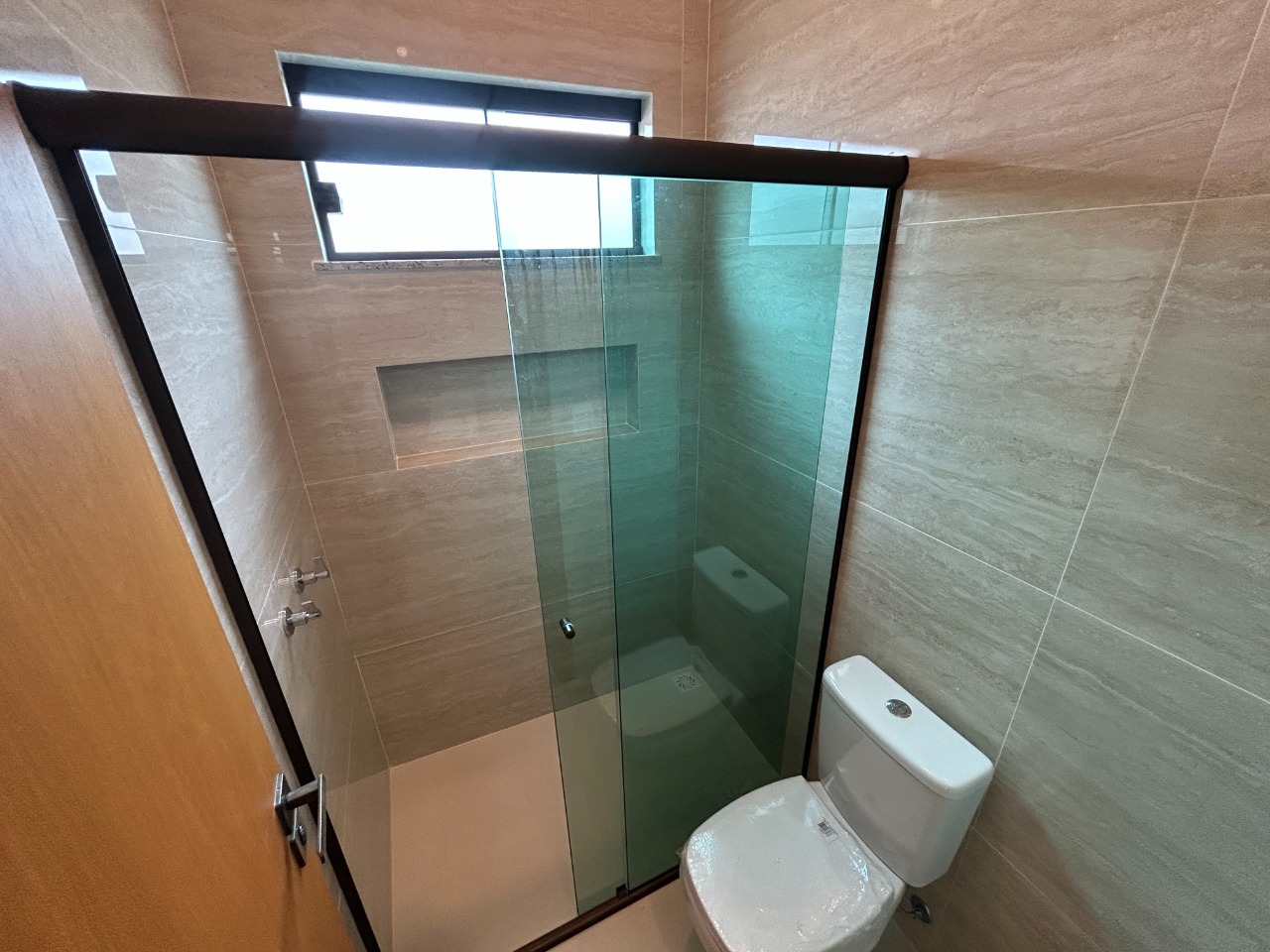 i4MERN6k5_293668fbbeda7e339