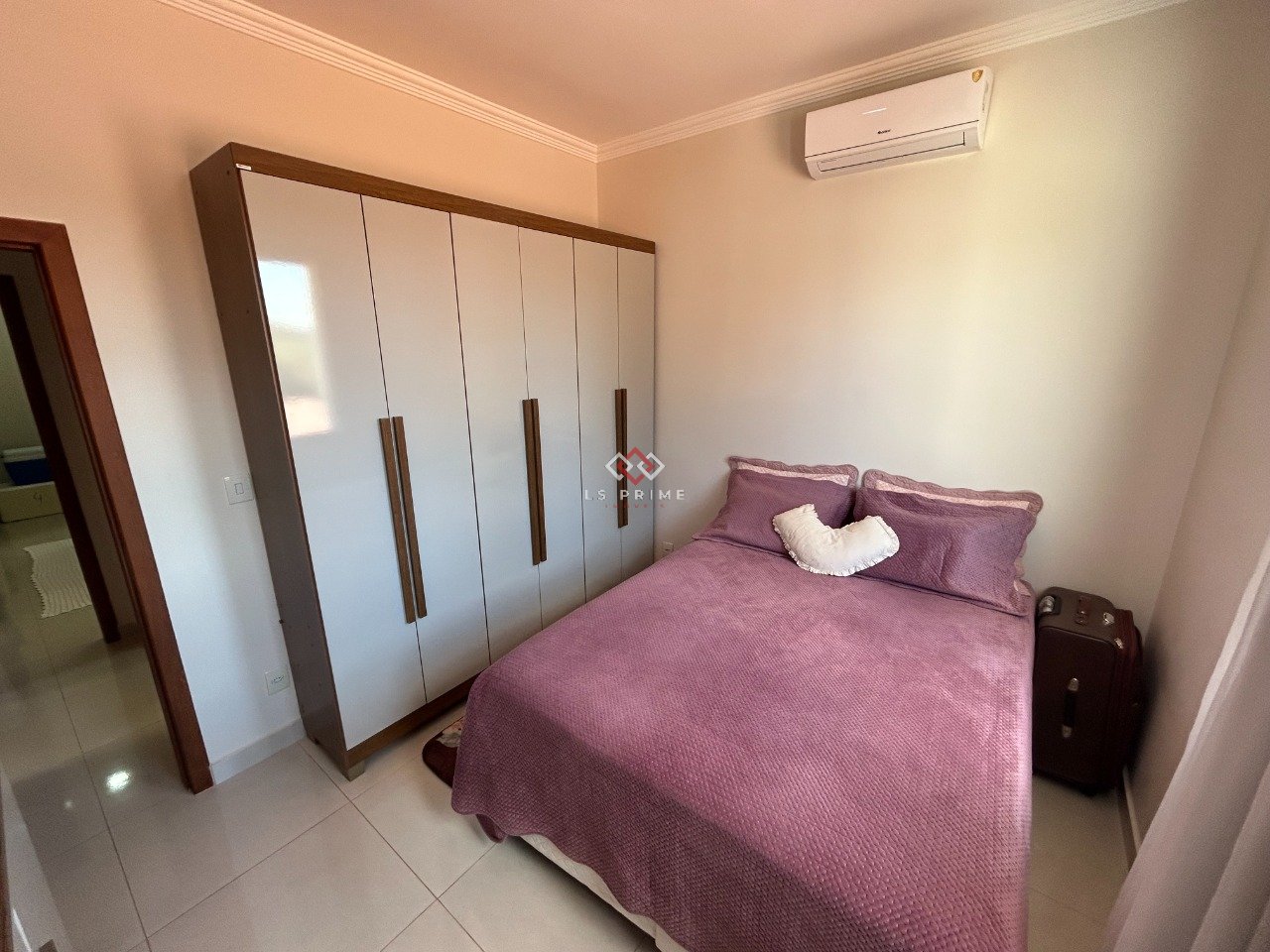 i7rN25Q43_2746689ce82032ae6