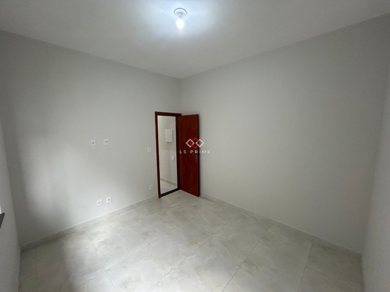 if54is97O7k8xG8_283468cadea6331a1