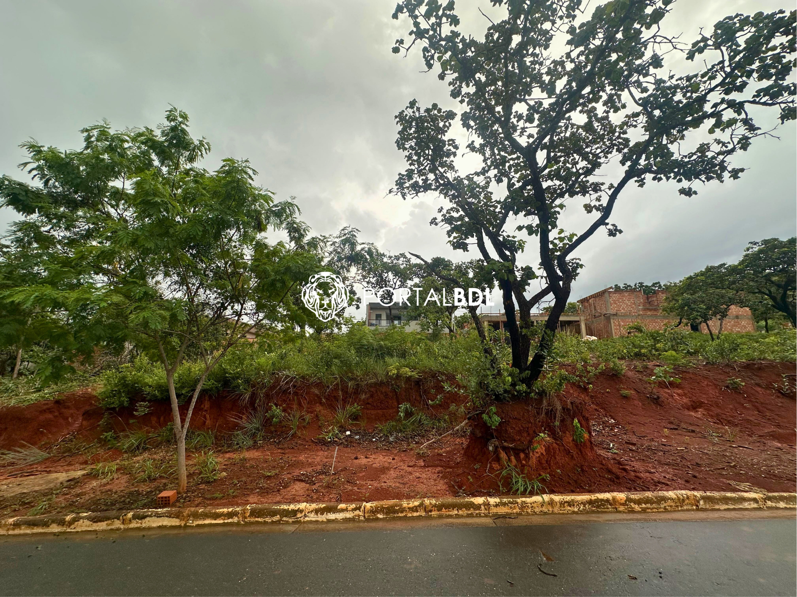 Lote 367m² | Condomínio Mariposas