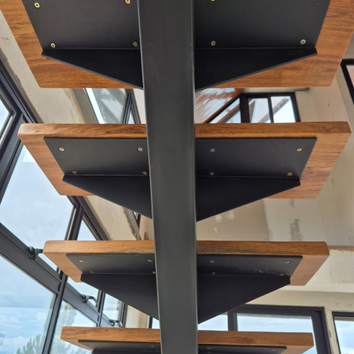 WhatsApp Image 2025-01-22 at 17.45.55