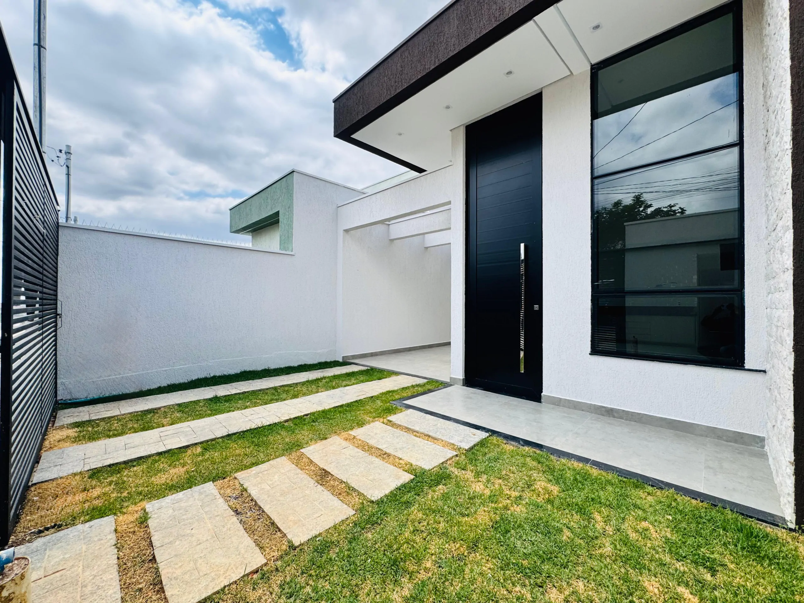 WhatsApp Image 2025-11-20 at 11.31.00 (2) Casa de 100m² | Bairro Portal do Sol