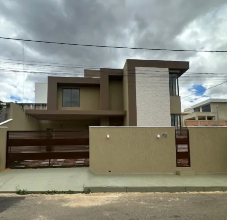 Casa Nova de 149m² | Condomínio Trilhas do Sol